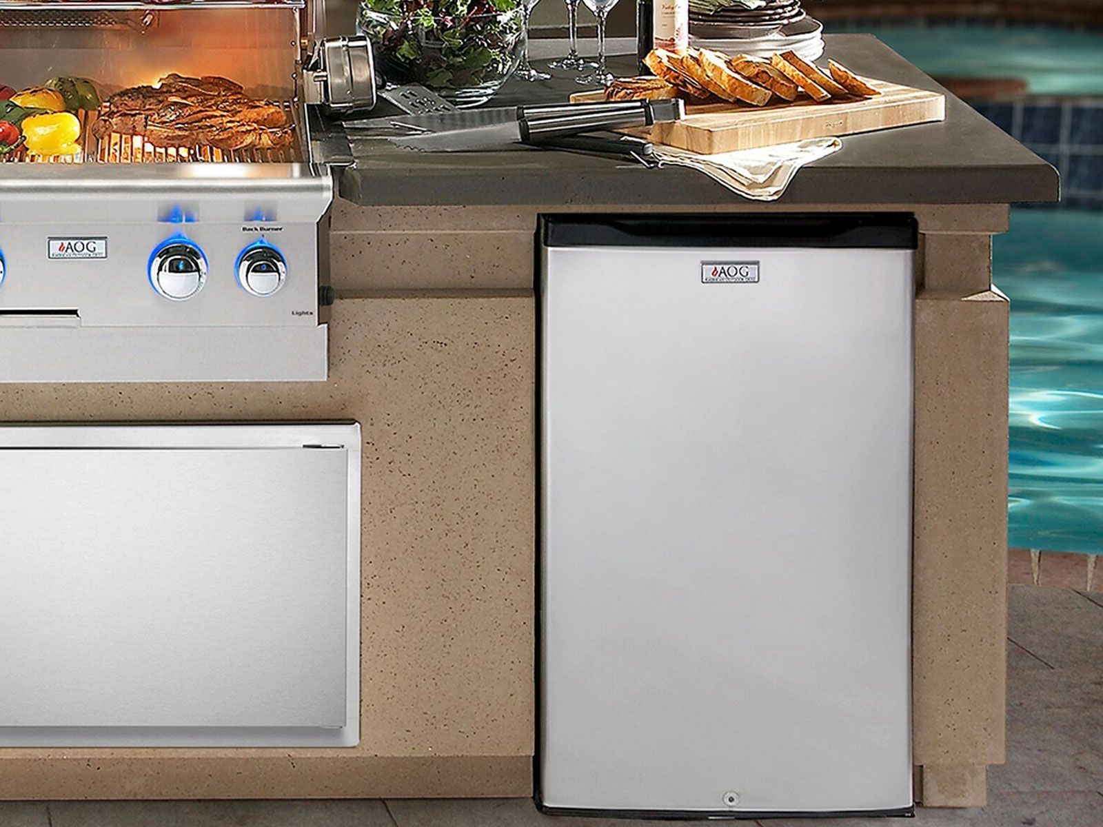 American Outdoor Grill 20-Inch Stainless Steel Refrigerator w/Lock - REF-21